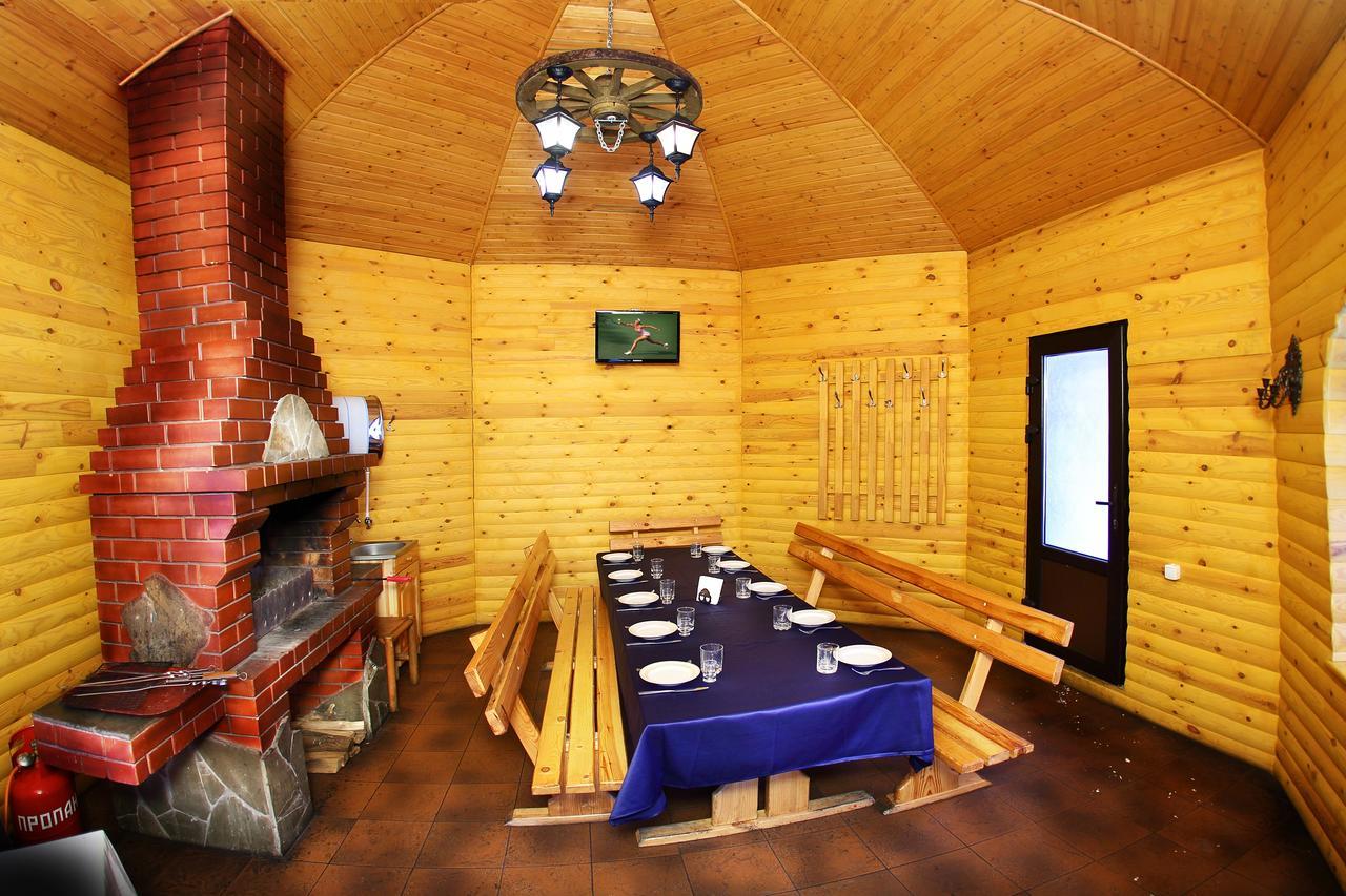 Usadba Kurkulya Hotel Могильов Екстериор снимка